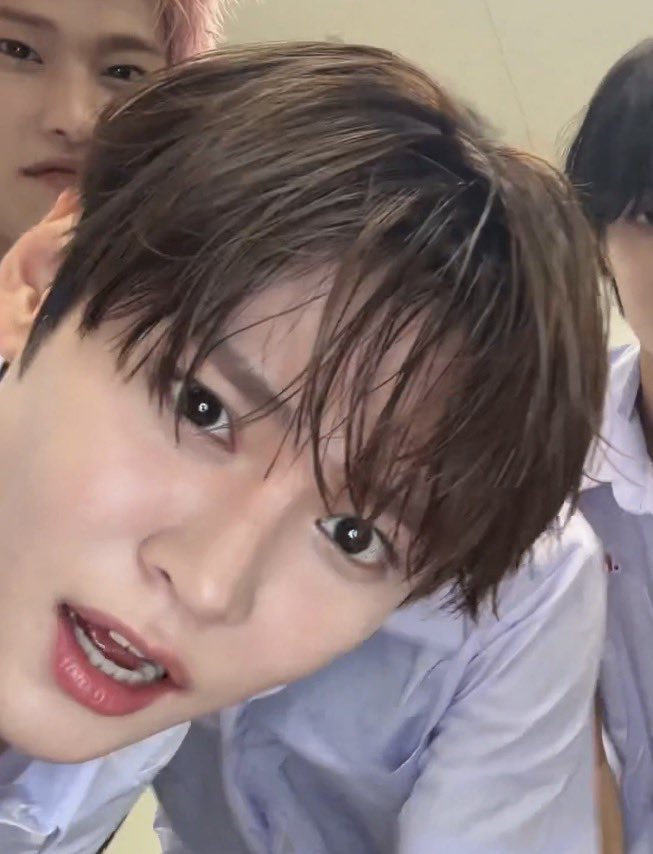 noeunbae's tweet photo. โดนตาแป๋ว attack 🥺🥺🥺🥺🥺🥺 https://t.co/HUAWYdyVoX