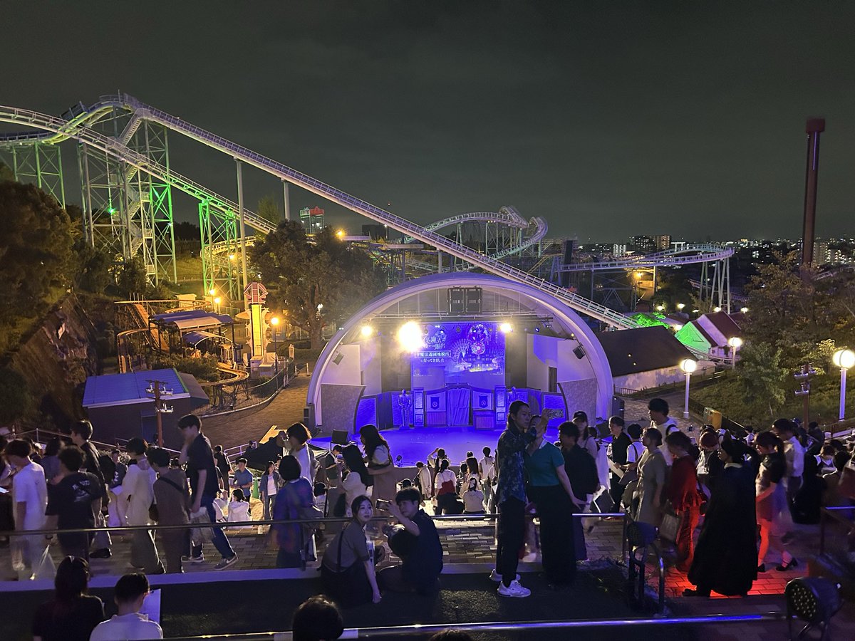 dtya_320's tweet photo. ひらパーでリアル脱出ゲームに参加してきた！
閉園した後の夜の遊園地でやるイベントめっちゃ楽しかった！
謎解きももっと力をつけなければ…
#魔法遊園地脱出 https://t.co/MVqQ3uol03