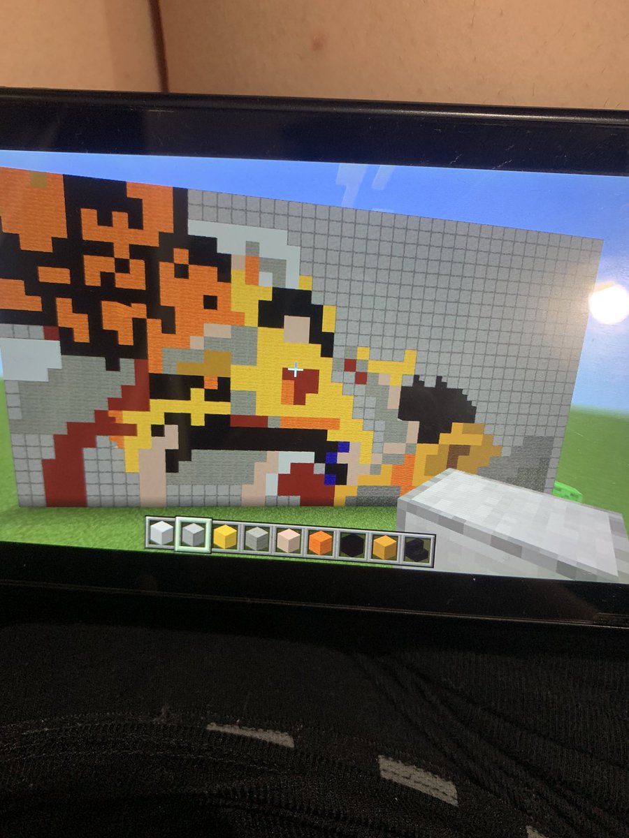 sonodar210's tweet photo. マイクラでエース作った https://t.co/5UzxsEn4kI