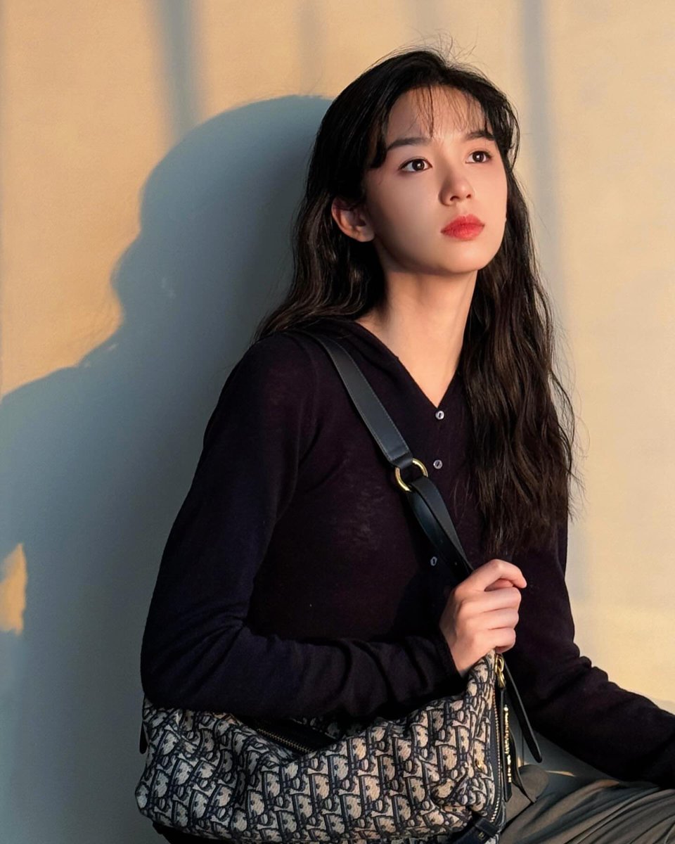 zhouype's tweet photo. “Who, Me?” / ౨ৎ Obviously Me, ☻ᵎᵎᵎ https://t.co/JiOnMhCGiw