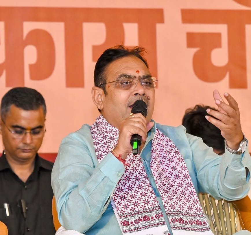 Sinrajritu's tweet photo. राजस्थान के निकाय चुनावों में भाजपा ने कुल वार्डों के स्तर पर बढ़त दर्ज की, जबकि निर्दलीय उम्मीदवारों की मौजूदगी ने कई जगह स्थानीय समीकरणों को प्रभावित किया। #TripleEngineInRajasthan https://t.co/67hEc3OGTb