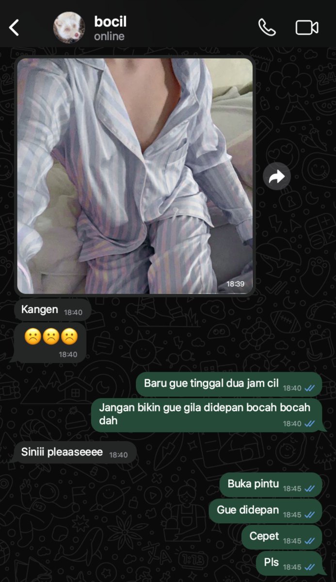 aeiyenv's tweet photo. 【#GoatWolf】Kangen || Suggestive (?) 🔞

A GoatWolf one tweet au. #WrittenInTheMagniverse https://t.co/9GEwbbvrzT