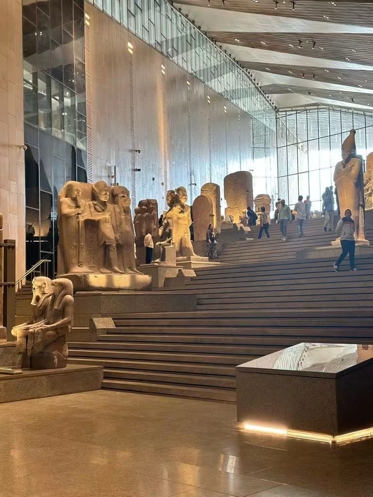 mshaban375's tweet photo. 🏛️📖 THE GRAND EGYPTIAN MUSEUM — A BOOK THAT NEVER ENDS 🇪🇬

Standing southwest of Cairo, with the pyramids of Giza visible nearby, the Grand Egyptian Museum (GEM) is more than a museum — it is a monumental gateway into one of humanity’s oldest civilizations. https://t.co/HMWzGYDcKx