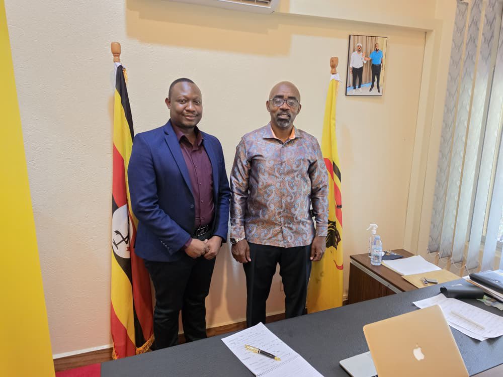 PLUsecretariat's tweet photo. Preparation is in high gear for the Baraza in Wakiso!

​This afternoon, our Commissioner for External Affairs, Mr @rutashararaS met with Mr. Johnmary Vianney Bugembe to map out robust grassroots mobilization strategies across Wakiso Town Council. 

The meeting also laid strong emphasis on scaling up vital environmental conservation initiatives within the community.