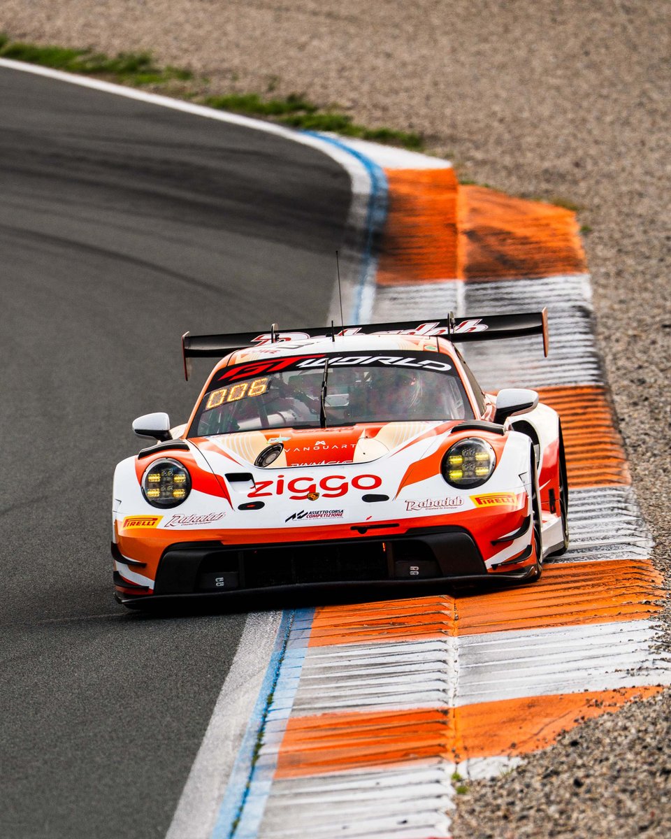 Customer_Racing's tweet photo. Championship lead! 🔥 Bastian Buus and Ricardo Feller head to the @gtworldcheu Sprint Cup finale atop the standings, so do Ziggo Sport Tempesta Racing, Eddie Cheever &amp; Peter Dempsey in Bronze. The latter won twice in-class, the Lionspeed GP crew took the lead with a P2 in race 2. https://t.co/eg2hfcDKfc