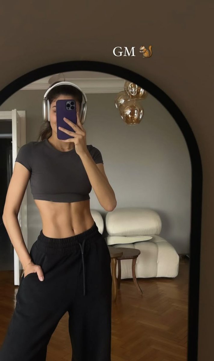 NicholasPasegr's tweet photo. The moment she realizes she can be alone, you lose the power to manipulate her with your presence. https://t.co/jSbFOw9saD