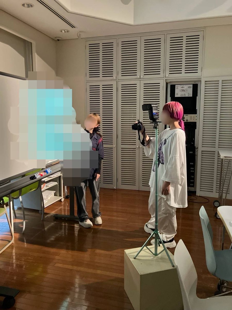 engeki_kwu's tweet photo. #オルテン3期生卒公

チラシ用の撮影を行いました！！
本情報公開までもうしばらくお待ちください😏

▪️ご予約はこちらから▪️
https://t.co/toBLhDpFgh https://t.co/jz09jwT0jQ