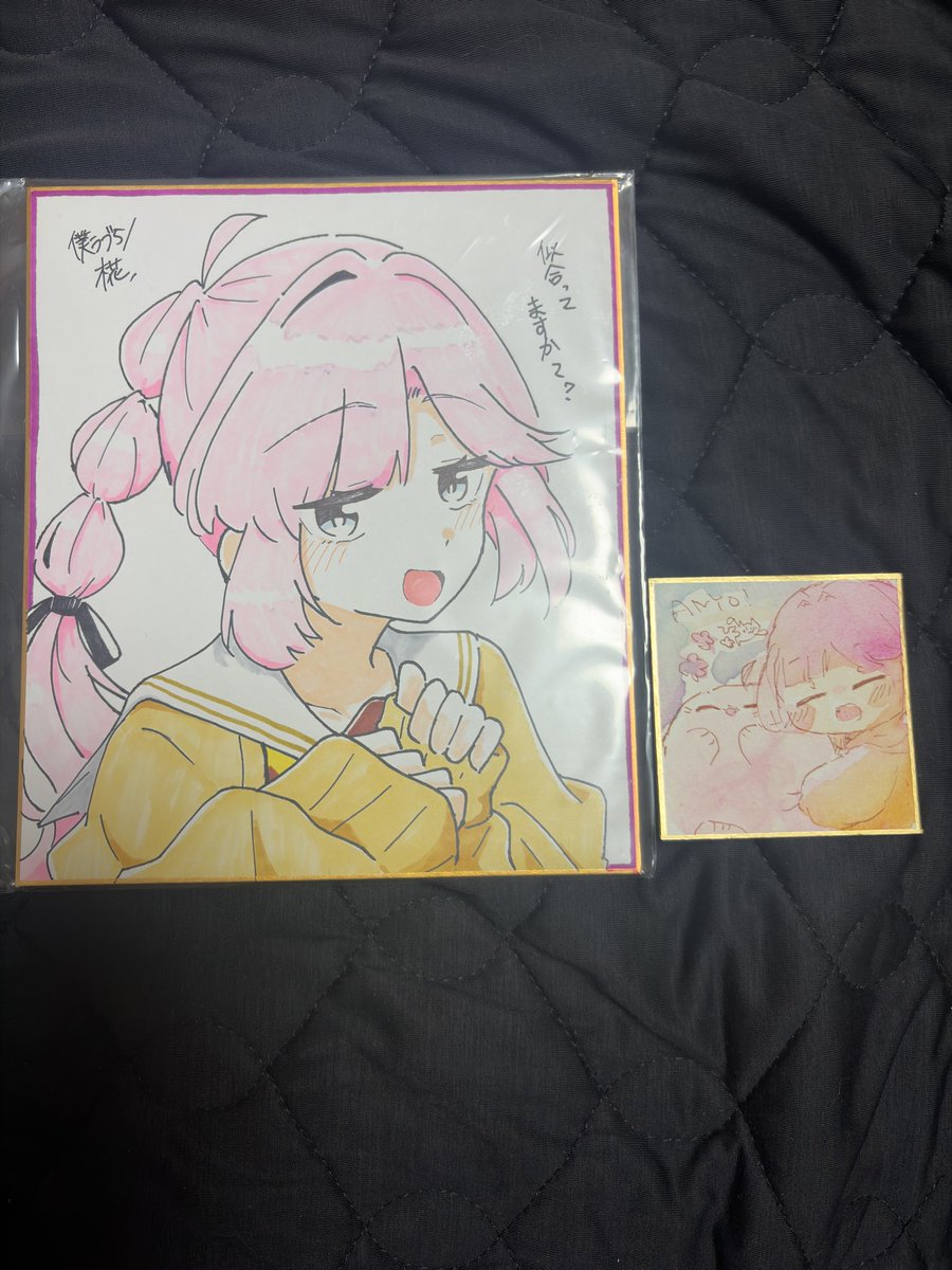 Nimukat_LLHasu's tweet photo. 僕ラブ戦利品！

椛先生の色紙初ゲットできて嬉しいです！
ぴろんさんの色紙も可愛すぎる！
ちょうどあにょざらしの色紙欲しかったんだよねー https://t.co/U6AAmzObUr