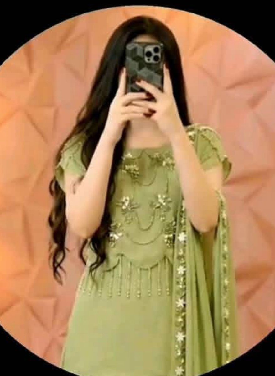 sanashah141764's tweet photo. شاید سکون کا آغاز وہاں سے ہوتا ہے
جہاں انسان یہ مان لیتا ہے
کہ ہر چیز کا جواب ملنا ضروری نہیں،
ہر شخص کا رکنا ضروری نہیں،
اور ہر خواہش کا پورا ہونا
زندگی کی شرط نہیں۔
کچھ چیزیں
بس قبول کر کے آگے بڑھنا پڑتا ہے ـ https://t.co/KRnrYxW6eD