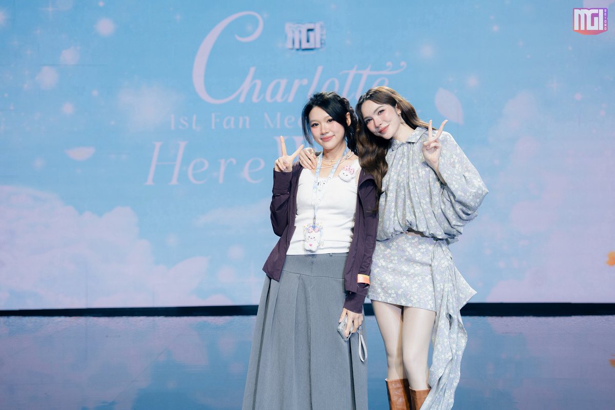 Wendy_qlww's tweet photo. I have been busy right after I flew back from Thailand this morning. I went home to rest once I finished my work. I just woke up and found that Charlotte liked so many of my photos.😭😭
I never expected that the pictures I took would be seen by Charlotte.🥺

Thank you for loving the pictures I took for you. I feel so happy and blessed.🥹✨💗💗

I can’t wait to take more beautiful photos for you when we meet next time.😆💖
Charlotte will always be the supermodel in my heart.@itscharlotty 

HERE WITH YOU CL
#ชาล็อตออสติน #CharlotteAustin
#Charlotte1stFanMeetinginBangkok