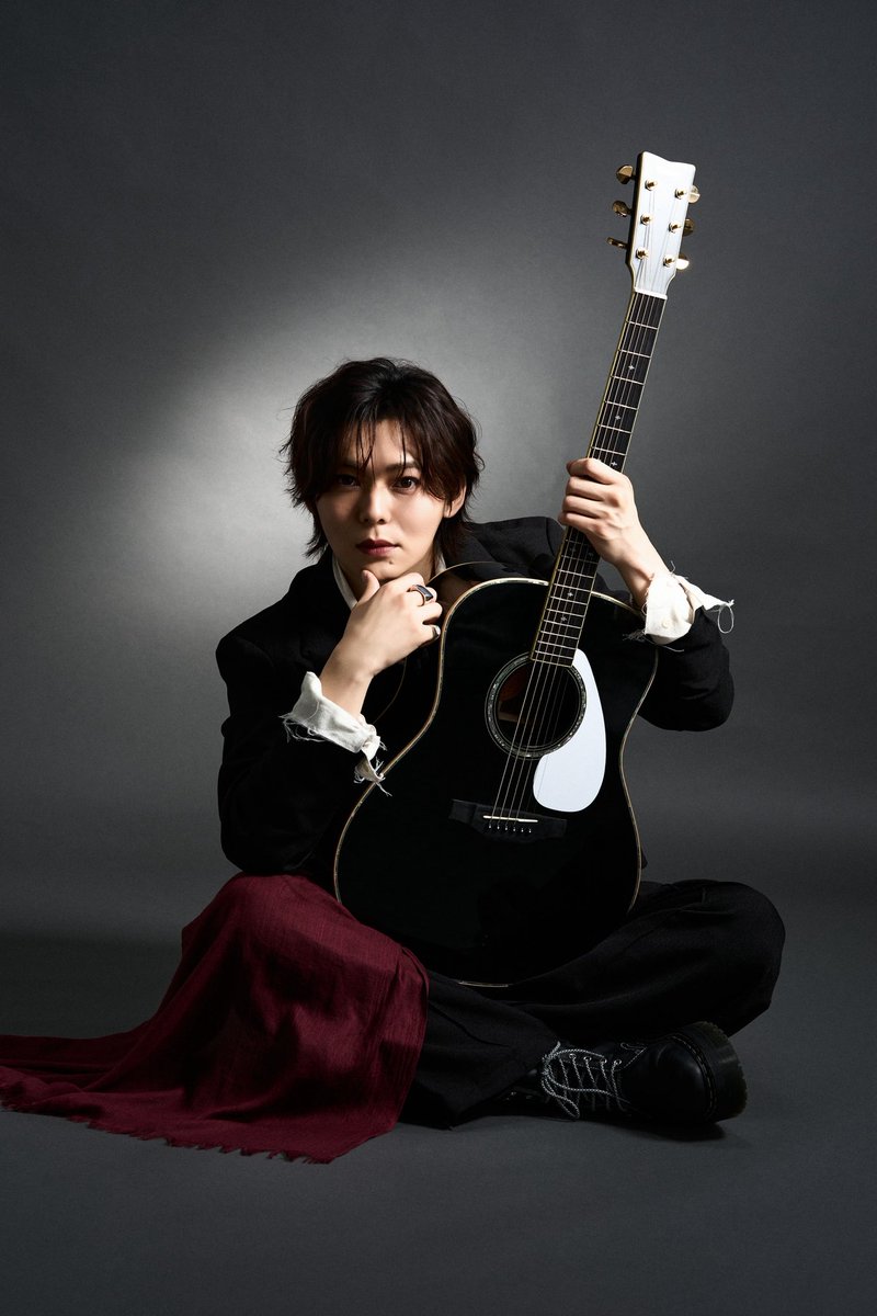 yosuke_staff's tweet photo. 【📢お知らせ📢】

本日の大阪ワンマンLIVEにて発表させていただきましたが、

YOSUKE、10月に新曲リリース決定！🎧🔥

そして一足先に、
新ビジュアルを公開します📸✨

新曲の詳細については、後日改めてお知らせします。

新しいYOSUKEもお楽しみに！

#YOSUKE https://t.co/2ZTzX2MXFM