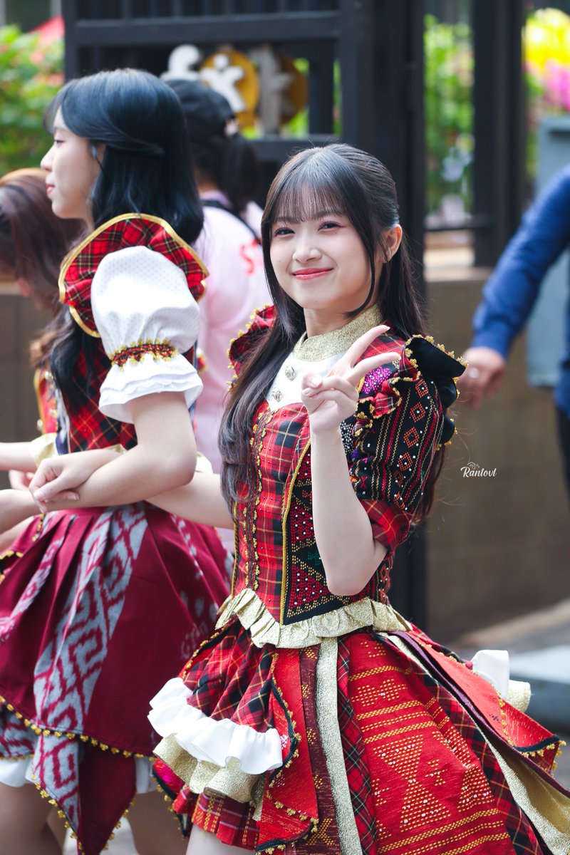 Rantovl's tweet photo. And suddenly you are all I need, the reason why I, I, I 
I smile, ohh~~

Have a nice day, Fritzy Kawaii! @RFritzy_JKT48 💫 https://t.co/75Owl1dMKa