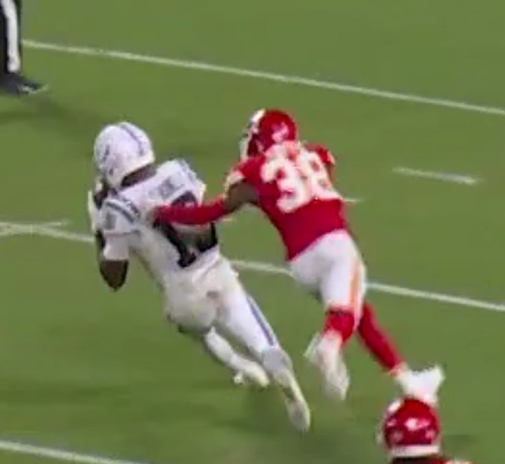Greatone10150's tweet photo. @BleacherReport @NFL Contact then down. https://t.co/2ElBT7R82r