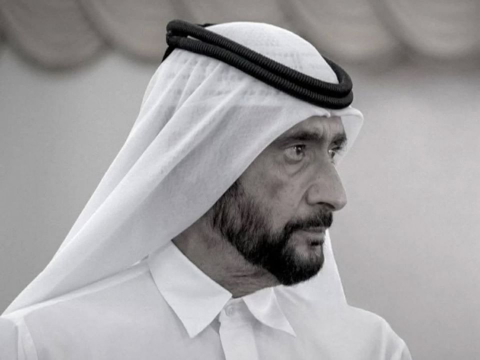 FranceEmirats's tweet photo. تلقت سفارة فرنسا لدى دولة الإمارات العربية المتحدة ببالغ الأسى نبأ وفاة الشيخ أحمد بن راشد آل مكتوم.

وفي هذا المصاب الجلل، تتقدم فرنسا بأحرّ التعازي وصادق المواساة إلى عموم  آل مكتوم الكرام. https://t.co/4kgPOtmOXk