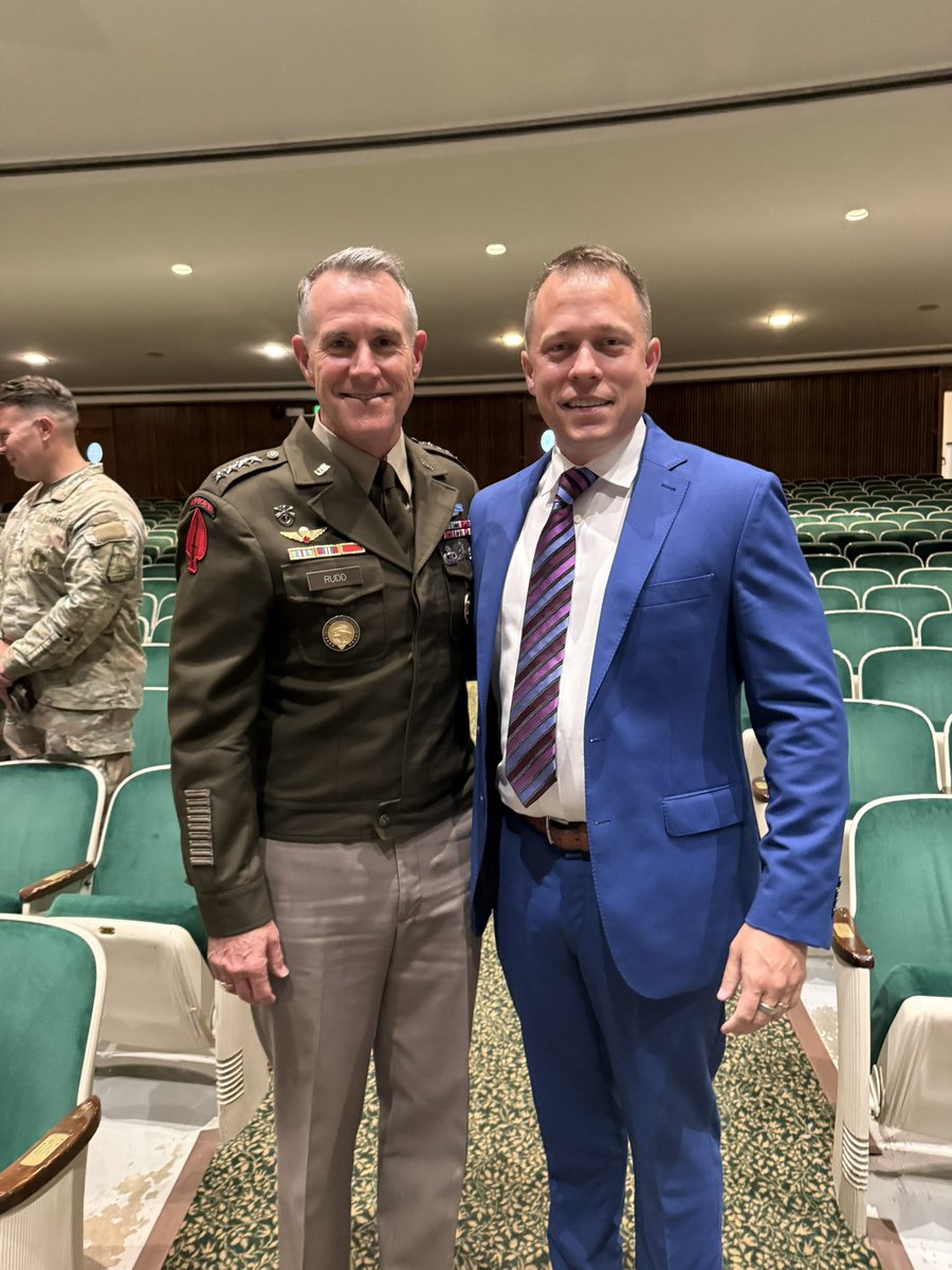 FurmanMBB's tweet photo. ICYMI‼️President of Finland 🇫🇮 @alexstubb and NSA Director 🇺🇸 General Joshua Rudd were back at their alma mater this weekend! 

Thank you both for spending time with us! 

#ALLDIN // #BetterTogether https://t.co/8yw3CRf745