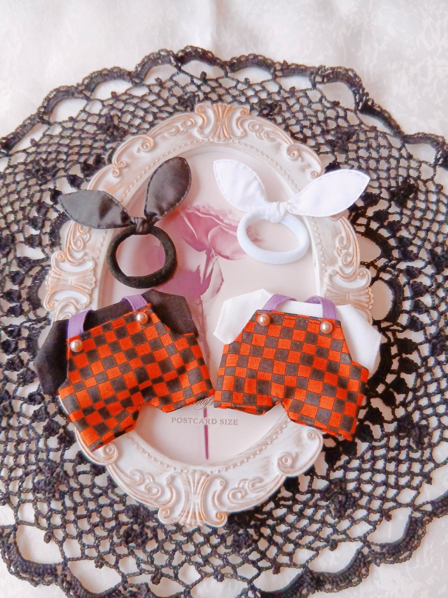usamihara39's tweet photo. ・10cmぬい服 サロペット ・

ハロウィン風▪️黒×オレンジ

・BOOTHにて販売開始・
#ハンドメイド #ぬい服 #ぬい活 #BOOTH https://t.co/WldCtiK09V