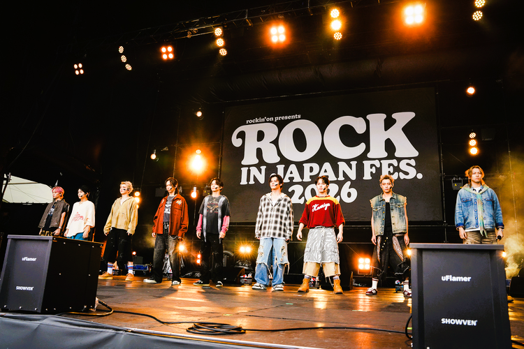 RIJF_fcinfo26's tweet photo. 【#RIJF2026】

🚄 超特急 LIVE PHOTO &amp; SETLIST

HILLSIDE STAGE｜9/19(土) 11:45〜

1. Secret Invitation
2. Countdown
3. NINE LIVES
4. メタルなかよし
5. 超えてアバンチュール
6. Burn!
7. ガチ夢中！

#ロッキン #超特急 https://t.co/HeBEeEpicZ