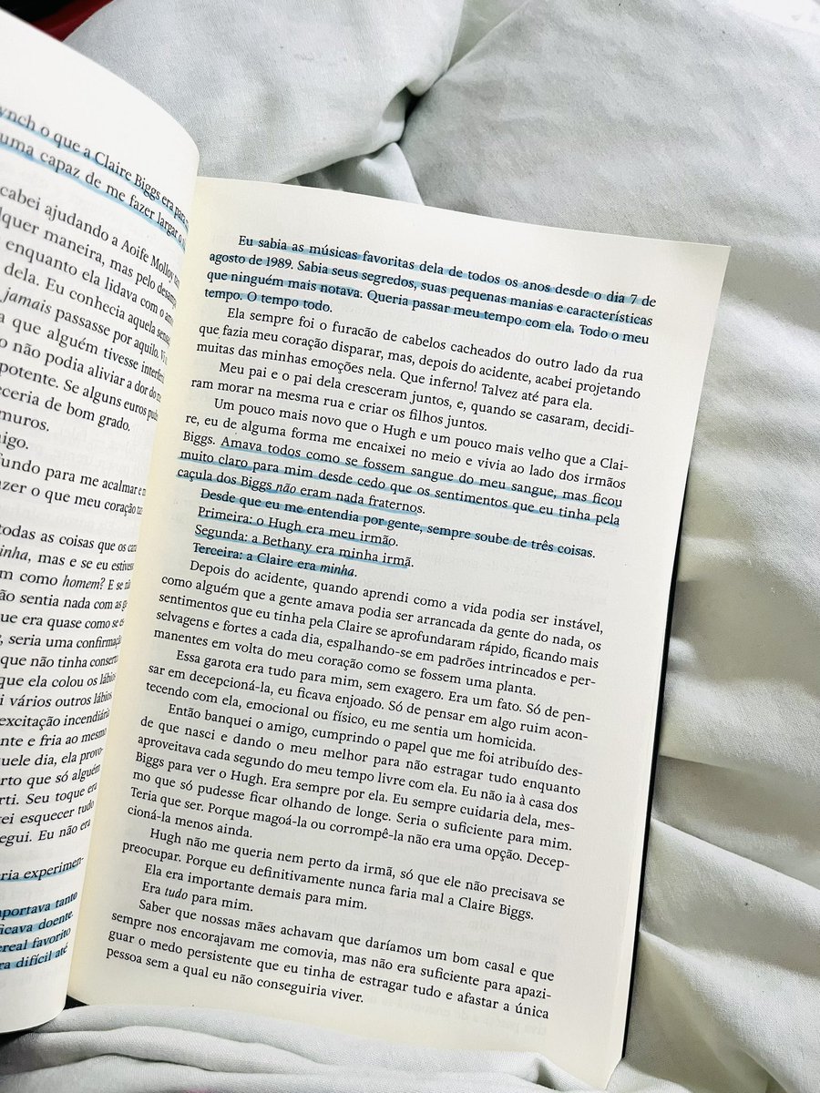 pankowmiih's tweet photo. eu meio que amo marcar todos os meus livros https://t.co/QPDJDM1PA9