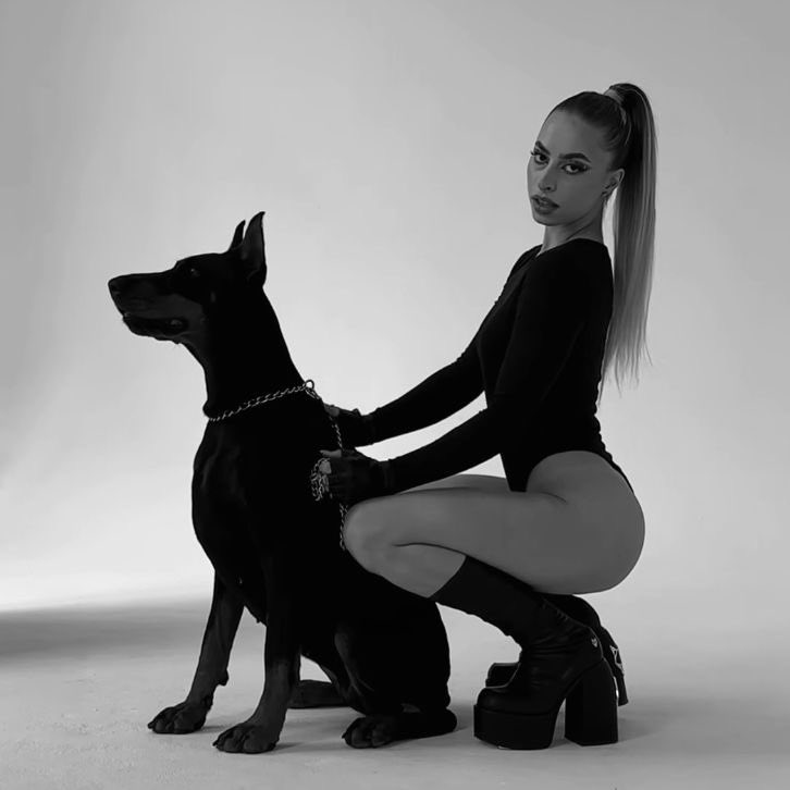 ZarasKnotty343's tweet photo. Soft on the outside.
Private shows the real knotting sessions.
Link in bio
#dogs #K9 #USA https://t.co/sNfdOcBOBh