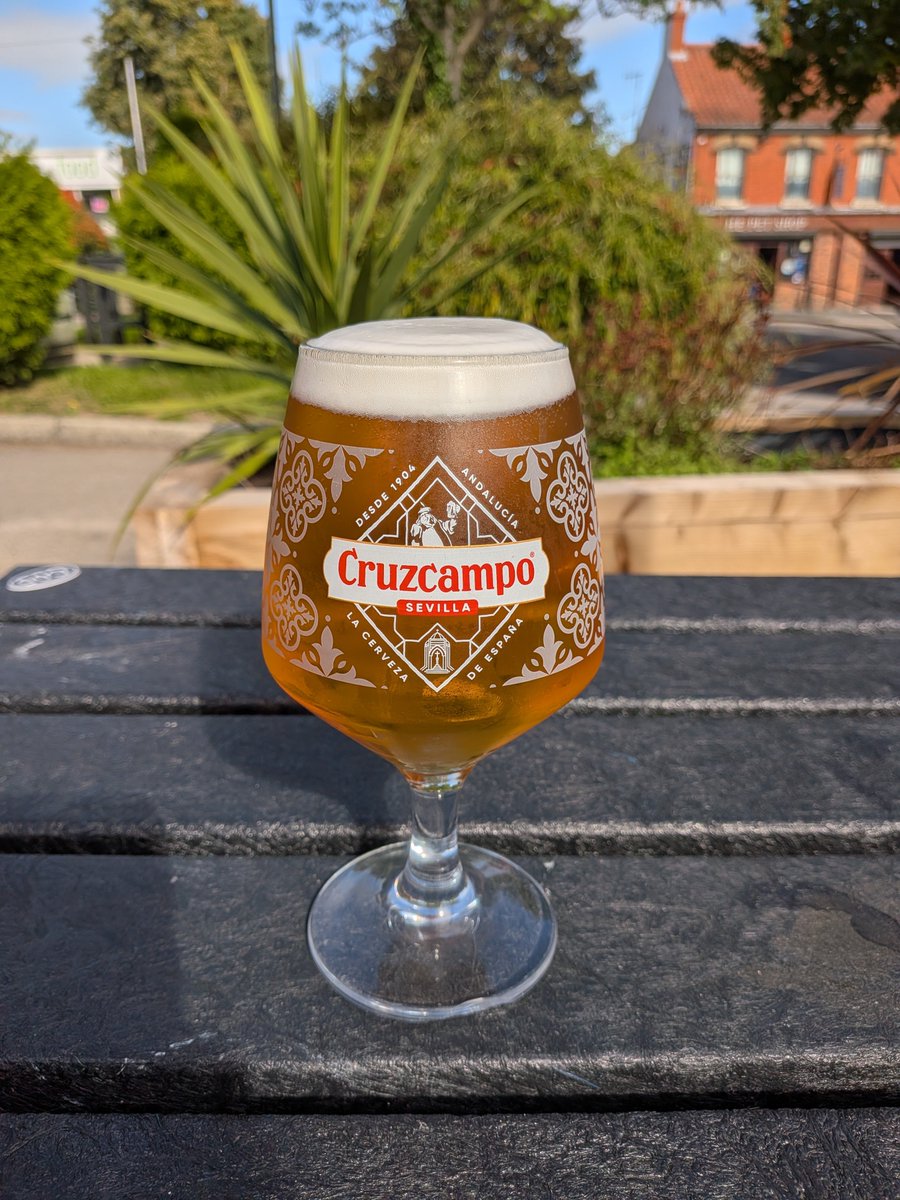 StuSibley's tweet photo. Summer pints https://t.co/tIq60mtn2A