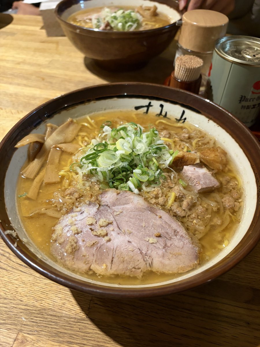 Braviary__'s tweet photo. 時差やけど北海道美味しすぎた₍ᵔ· ̫·ᵔ₎
海鮮類と勃起貝カレーの写真撮り忘れて草 https://t.co/b45n5PbOhN