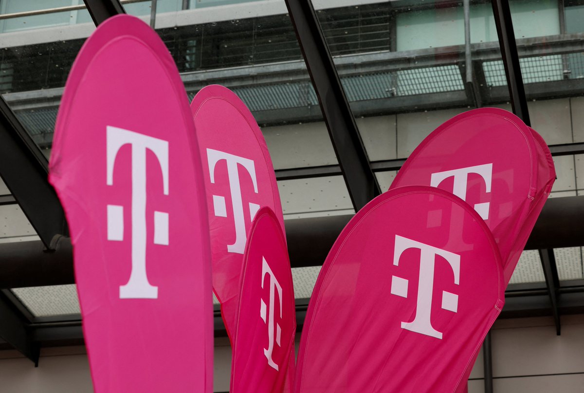 Breakingviews's tweet photo. Deutsche Telekom's best M&amp;A path may be in EU - https://t.co/9DHvPkmazy https://t.co/V06lJe8EtH