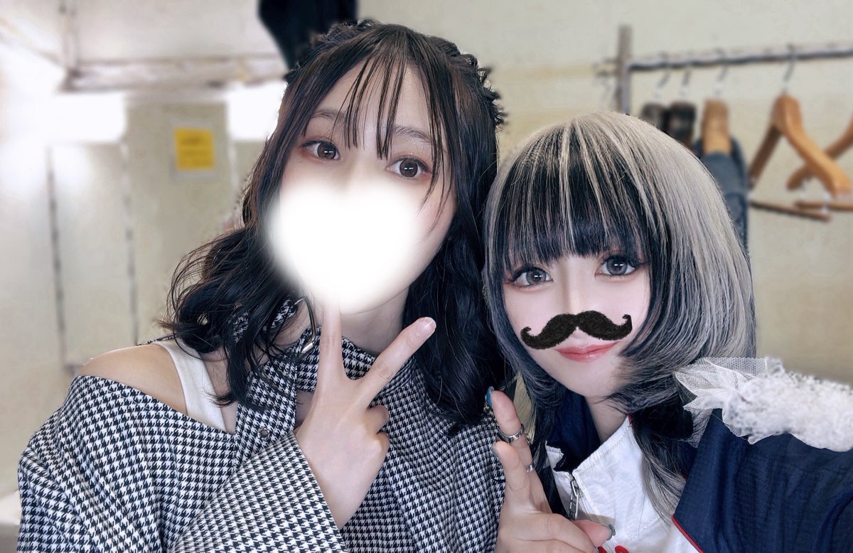 ok2serebu's tweet photo. ヒットボカロソング音楽祭ありがとうございましたーー！！！
一緒に出る方に曲をリクエストさせてもらったり個人的にもめちゃくちゃ楽しませてもらいました✨✨

今日来てくれた猛者達ーーーーーッ！！愛してンゾーーーーーッ🫶🫶🫶🫶だから気をつけて帰ってねーーーーーーーッ！！！ https://t.co/vzPmrIjauy