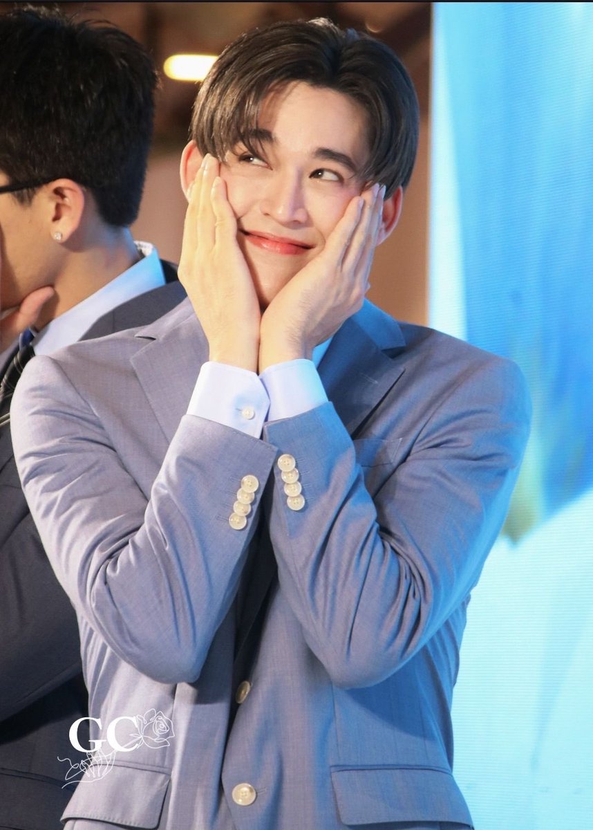 Getoffme_JG's tweet photo. same look, same happiness 🥹

#GawinCaskey https://t.co/6nQ65Rcu27