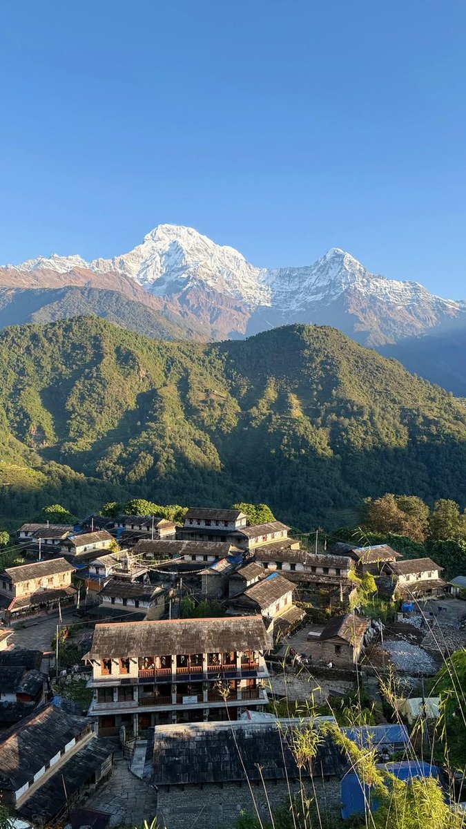 parasmagartrek's tweet photo. Beautiful valley and Annapurna view https://t.co/G97tyzCa9M