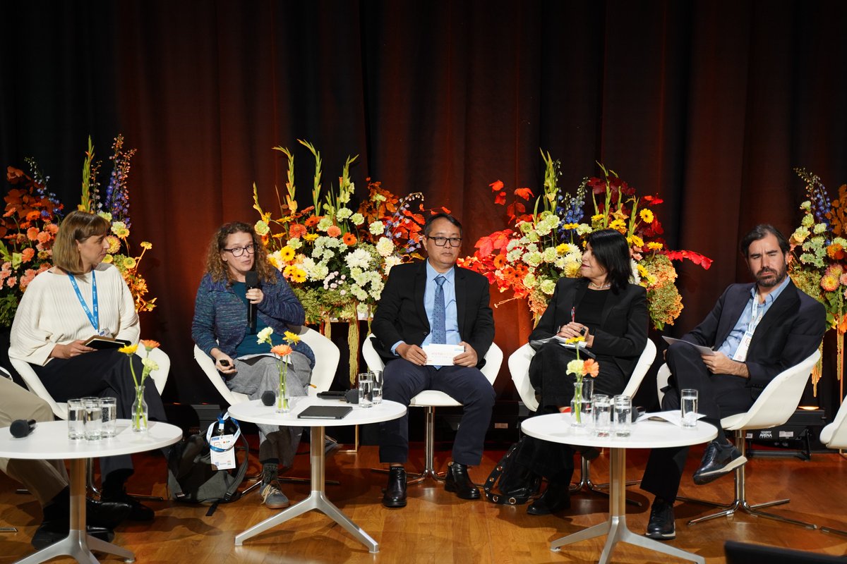 uclg_cisdp's tweet photo. 📍#OIDP25

👏 Tessza Udvarhelyi, Deputy mayor of Budapest underscores the role of Equal Opportunities Offices in applying a human rights lens across local policies.

👥 They help ensure the rights of Roma people, LGBTQ+ communities and others are respected and protected. https://t.co/1R3h4OyKtM