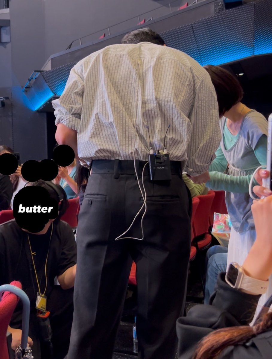 butter8read's tweet photo. 넓은등과좁은골반을가진그런남자야 https://t.co/NrM1HzLnPx