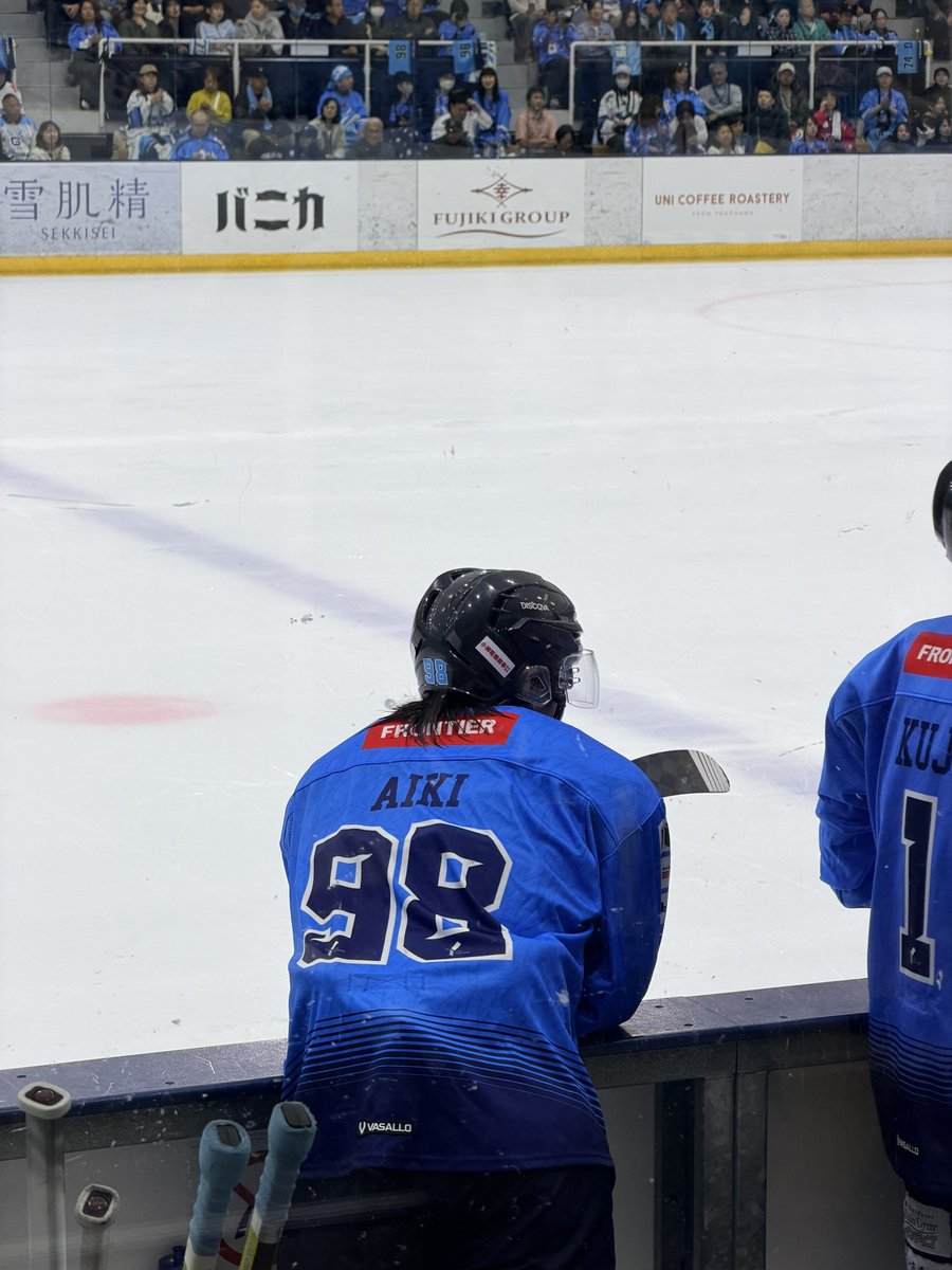 br_nachi's tweet photo. アイスホッケーの開幕戦もちゃんと行きました🏒🧊
杉本選手のタオル購入！
相木くんも買いたかったのに売り切れていた🥲🥲 https://t.co/vt6ufvOmgw