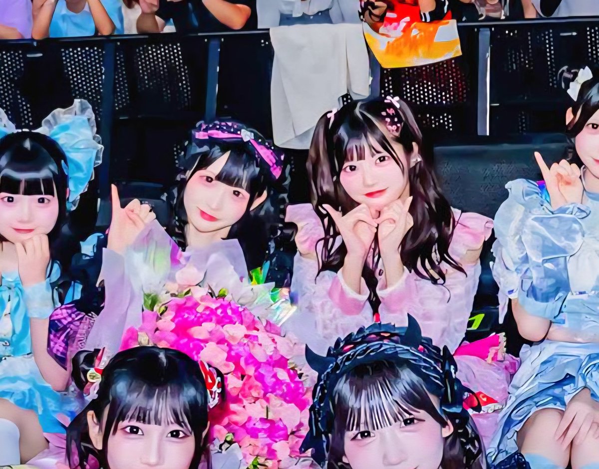 p292xo's tweet photo. 待ってかわいいかわいいかわいい
仲良しさんすぎてかわいい
 #みゅうが守る 
 #ののしか見えんの https://t.co/hoWJOsVHRt