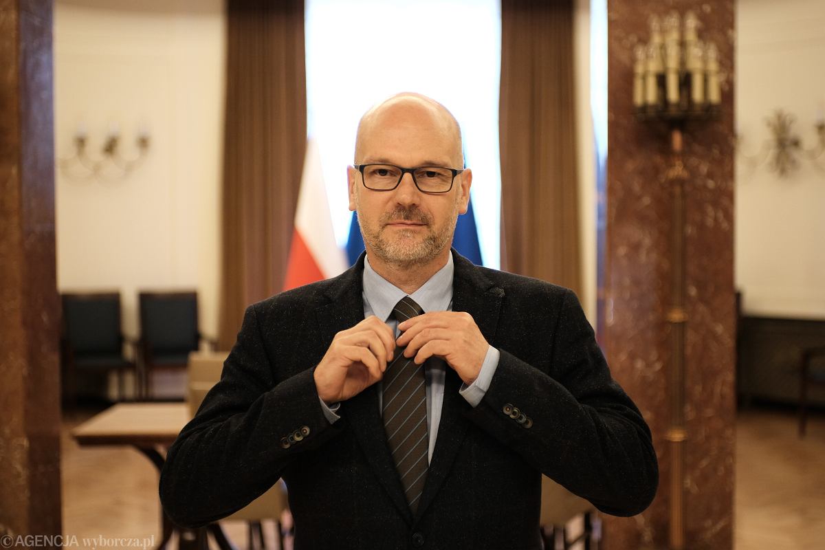 HubnerrMax's tweet photo. Maciej Berek to naprawdę wybitny prawnik.

Właśnie potwierdził w swoim piśmie, że to Prezydent Karol Nawrocki musi go zaprzysiąc, by stał się legalnym sędzią TK.

Co prawda, wszystko wskazuje na to, że nie może nim zostać, ale przynajmniej rozwiał wątpliwości silnych razem. https://t.co/ClZq4ucFyy