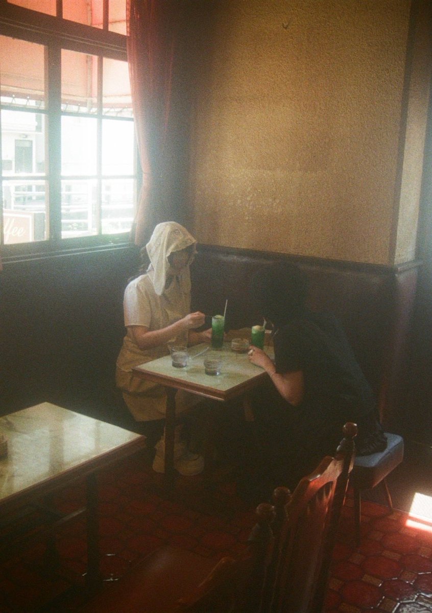 lululplmu__'s tweet photo. .

［ music video  off shot ⟢˙］

📹 ´- . ꙳⟡  𓂂  . ꙳ ⢁ᐧ ᐧ

. https://t.co/0Qhpk5qVLG