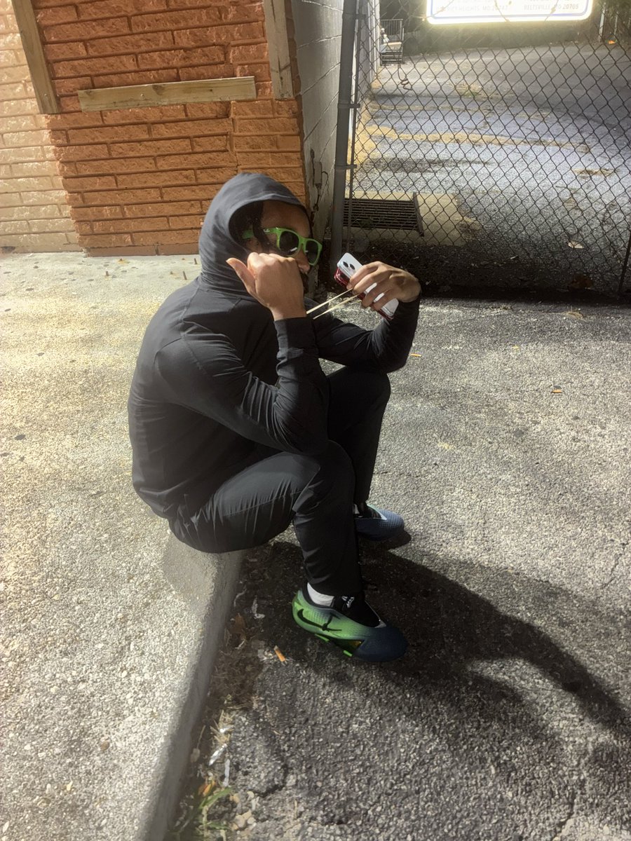 Thighpadkob3's tweet photo. ⛹🏽‍♂️🧱🔋 https://t.co/EF9gxLC3Wb