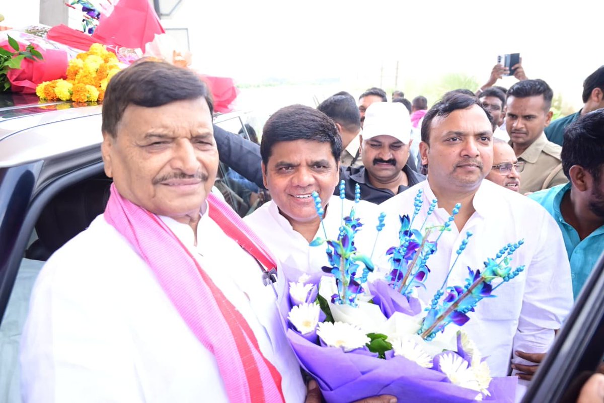shivpalsinghyad's tweet photo. विधानसभा सगड़ी, आज़मगढ़
पीडीए पंचायत कार्यक्रम https://t.co/Fr35QhcsgF