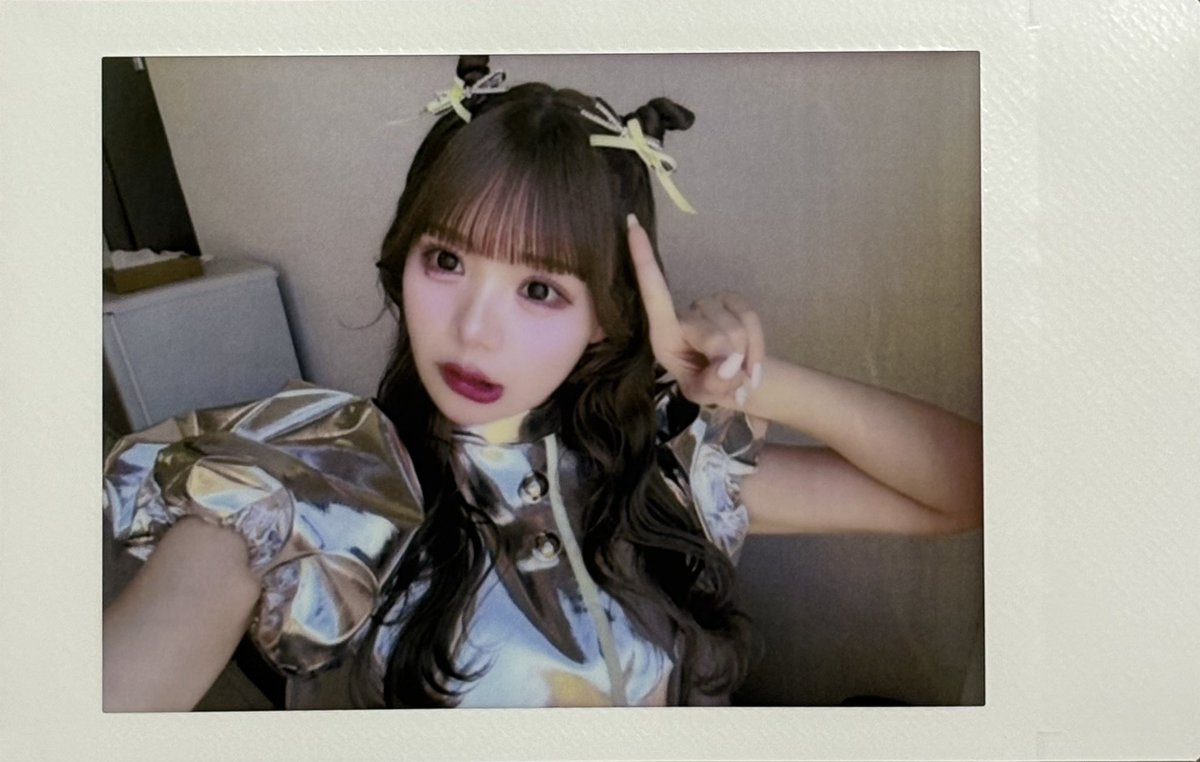 risamisa_cs's tweet photo. 大特💛 9.20 4部
📍ベルサール渋谷

「みさ」がすぐ出てきてくれた事に大興奮で声を外に響かせながら地団駄踏んだ回wwwwww
後ろがあやちゃんで良かった😂笑
でも本当に意地悪な事聞いてごめんね、ふーりー😭😭😭

#ふりたんふりむいて
#古澤里紗 https://t.co/CRRxi2D6UN