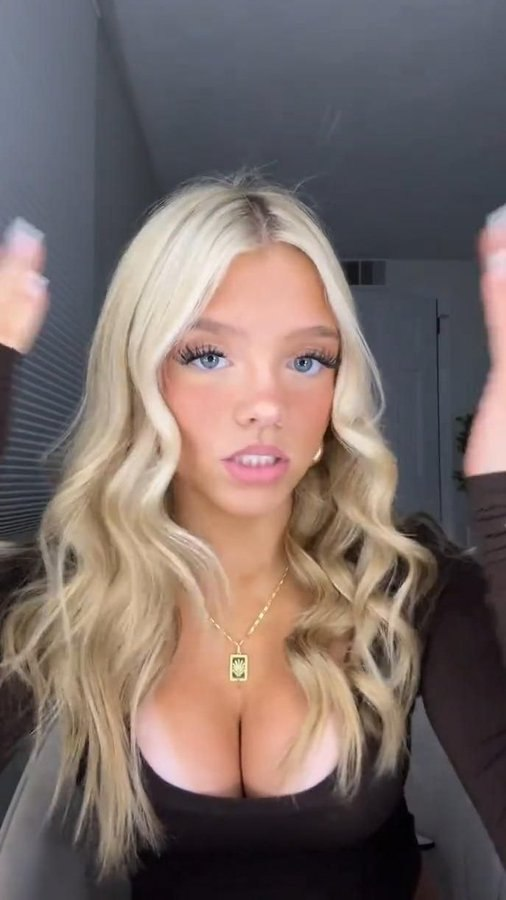 PetiteBouche's tweet photo. ’m gonna dm every guy who interacts with this or at least try to.  
   
(42 hours only) https://t.co/3kpFExWGdS