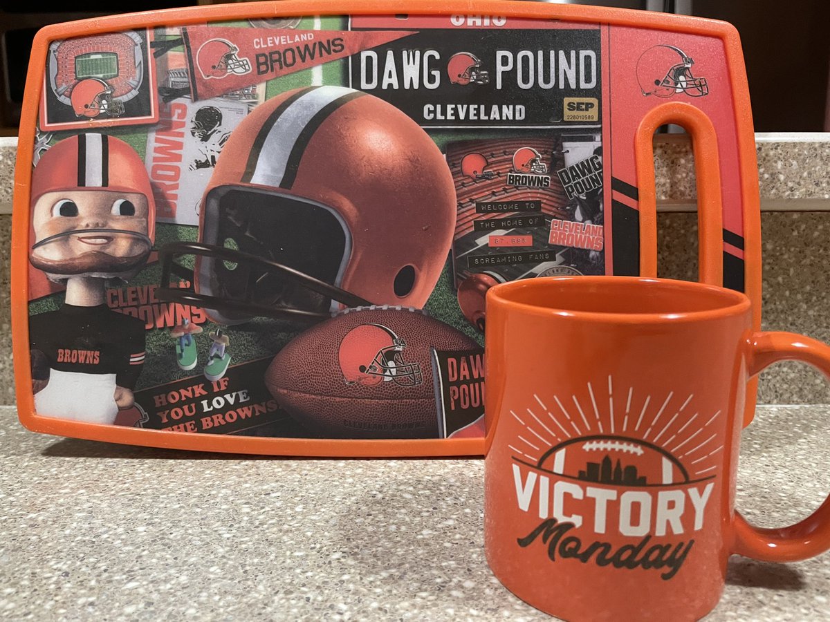 kacolvin60's tweet photo. Victory Monday feels so good !!🏈🧡🤎@colvin_donnie @AndyMc81 @jmactravel4 @MattFlorjancic @Browns https://t.co/pXzTPzKYJm