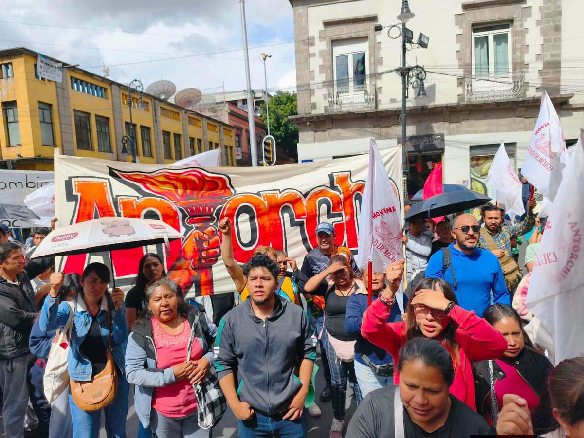 NancyGrajedaM's tweet photo. Buenos días. Te invito a leer mi crónica de esta semana:
Antorcha impulsará iniciativa ciudadana para regularizar colonias de la CDMX
https://t.co/3rTrRjYt80 https://t.co/uXn5jbstZI