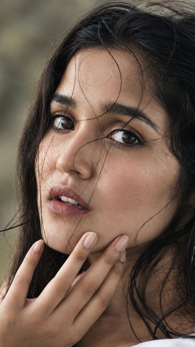 Actresspicturee's tweet photo. Anikha surendran

#AnikhaSurendran #Anikha #actressphoto #actresshd #4kimages #ActressHub #bollywood #tollywood #tiktok #instagram #actress4k #tango #teluguactressphotos #actressphotos #tamilactress #tamilgirl https://t.co/LLw02ZUO2g