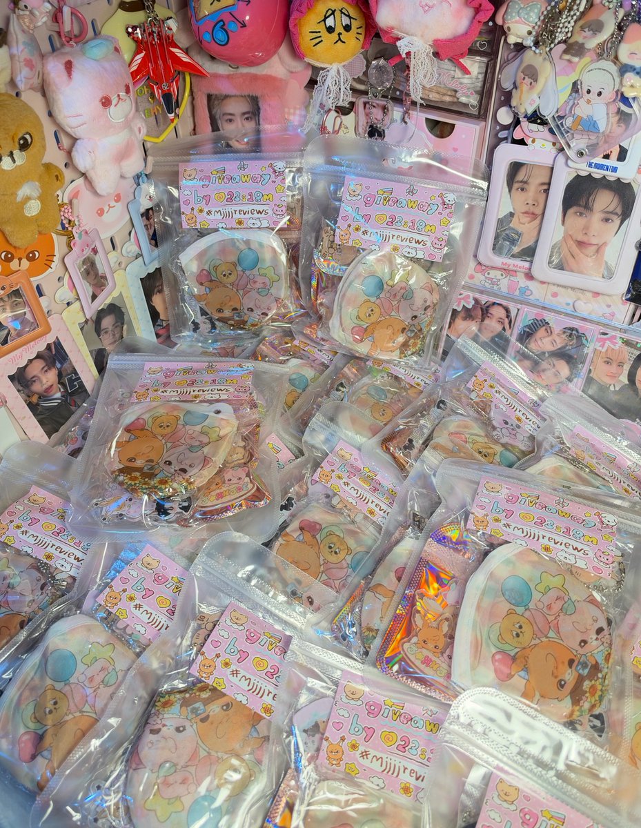 23s18m's tweet photo. ♡ pls rt Giveaway JOHNJAE 🌻🍑#THE_REDLINE_BANGKOK
Only 40 set 💖
✧Air Freshener JJ / Omamori JJ (random) 2 ea
✧Hand fan 1 ea
✧Keyring 6-8 ea 
✧Standee 2 ea 
✧Pin 1 ea
✧Cable bite 1 ea
🗓️ 31 oct / 1 Nov 
⏰ tba
📍 Thammasat stadium 
#NCT127_5TH_NEOCITY_BANGKOK_THE_REDLINE https://t.co/m770bsjSKY