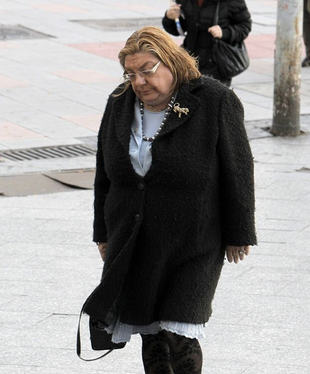 noanovota's tweet photo. No es la primera vez que el PSOE (organización criminal) actúa de esta forma para destruir a quienes buscan la verdad. Muchos valientes arriesgaron su carrera y su vida, como la jueza Coro Cillán el 11-M.
Hoy ella carga una cruz por todos nosotros y eso no debemos olvidarlo. https://t.co/WJBqnzGjJb