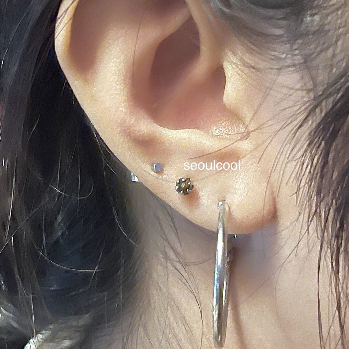 _seoulcool's tweet photo. สิ่งที่ซื้อมาแล้วประทับใจที่สุดในเดือนนี้ยกให้ accessories สายมู เข้าใจที่คนบอกว่าลงมือแล้วแต่บางทีก็ต้องพึ่งโชคด้วย ตั้งแต่เข้าวงการมาดวงดีขึ้นมาก ด้านที่เราอยากเสริมก็ดีขึ้นด้วย ไม่ต้องเชื่อก็ได้แต่ใส่แล้วเหมือนเพิ่มกำลังใจในการ manifest ด้วย✨ https://t.co/Te8YGBmpyJ