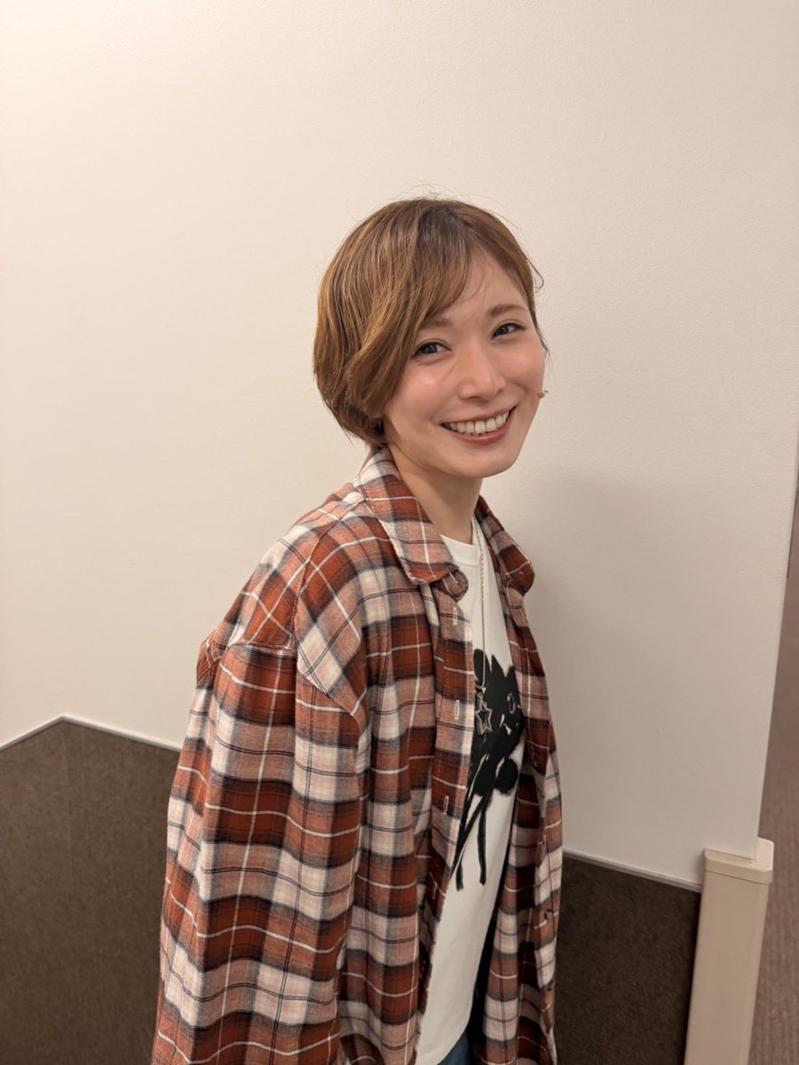 matsuokamayu_mg's tweet photo. 『ディア・エヴァン・ハンセン』の大千穐楽を迎えました！
公演にお越しくださった皆さま、本当にありがとうございました👔✨

#DEH
#ディアエヴァンハンセン
#松岡茉優 https://t.co/PHb9YqV9O0