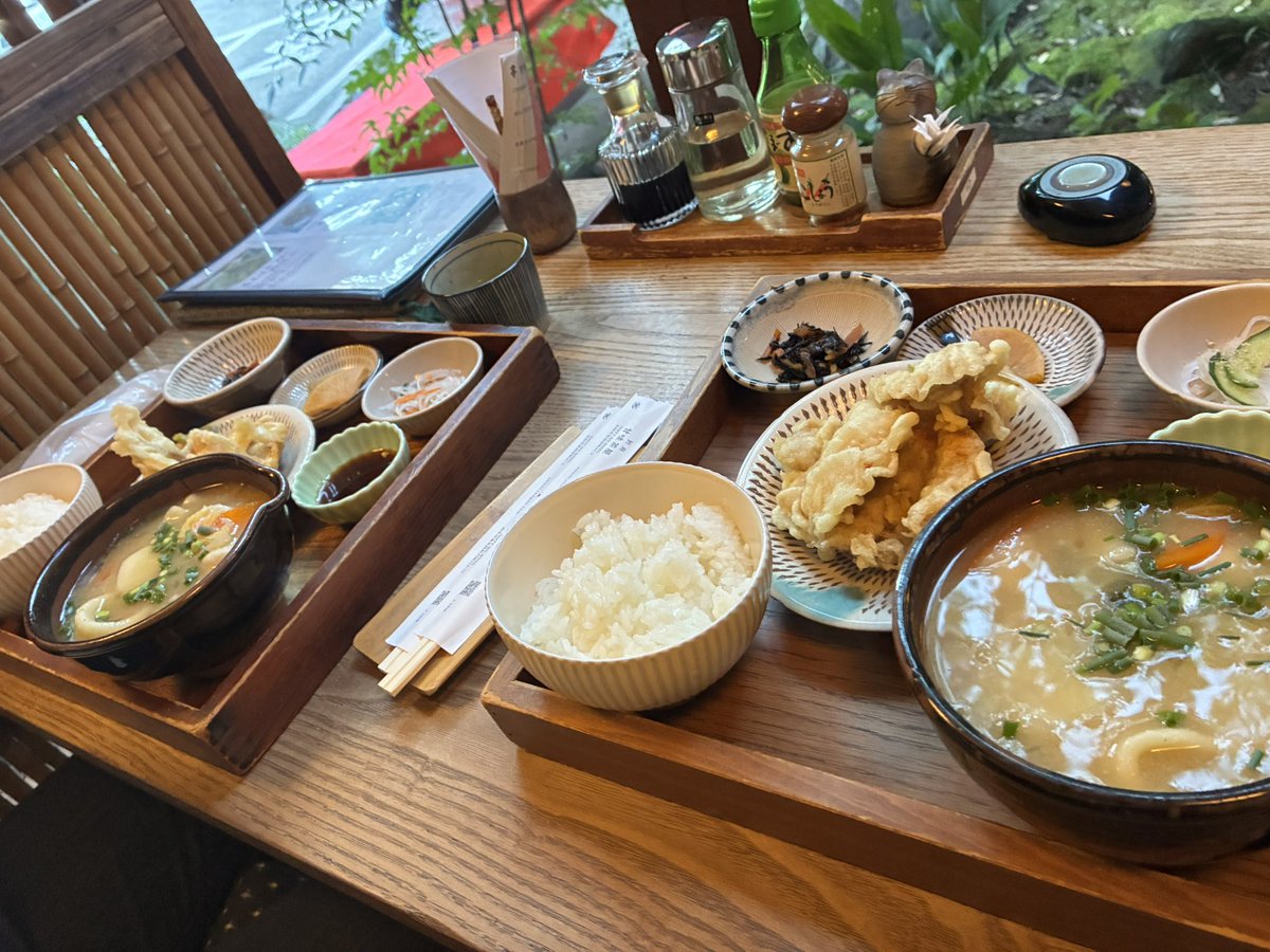87_usg_'s tweet photo. 大分旅行に行ってきました♨️✨
とり天とだんご汁おいしかった🥹かぼすの調味料買えばよかったと後悔 https://t.co/CSVVWIjUGo