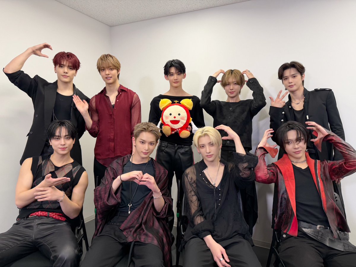 cx_mezamashi's tweet photo. あす22日(火)の #めざましテレビ エンタメPick Up☝️
ミニアルバム #MarkonMe リリース記念イベントに登場した #andTEAM のみなさんにインタビュー🎤

初めて本格的に「恋愛」をテーマにした作品にちなみ“胸キュン”な行動をメンバーが披露❣️
どんな感じなんだろう🥰

☆内容変更の際はご了承下さい https://t.co/mu7oQMOsC2