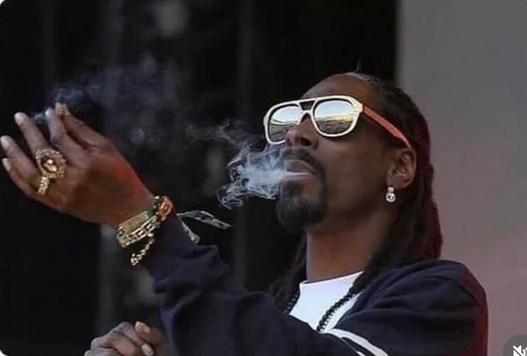 mansa_julz's tweet photo. The more this rain falls, the more data i consume.
😩

#ilovethiscountry #nigeria #elections #new #bugatti #nigga #mtn #glo #airtel #weed #blunt #smoke https://t.co/VvbsfomgFs