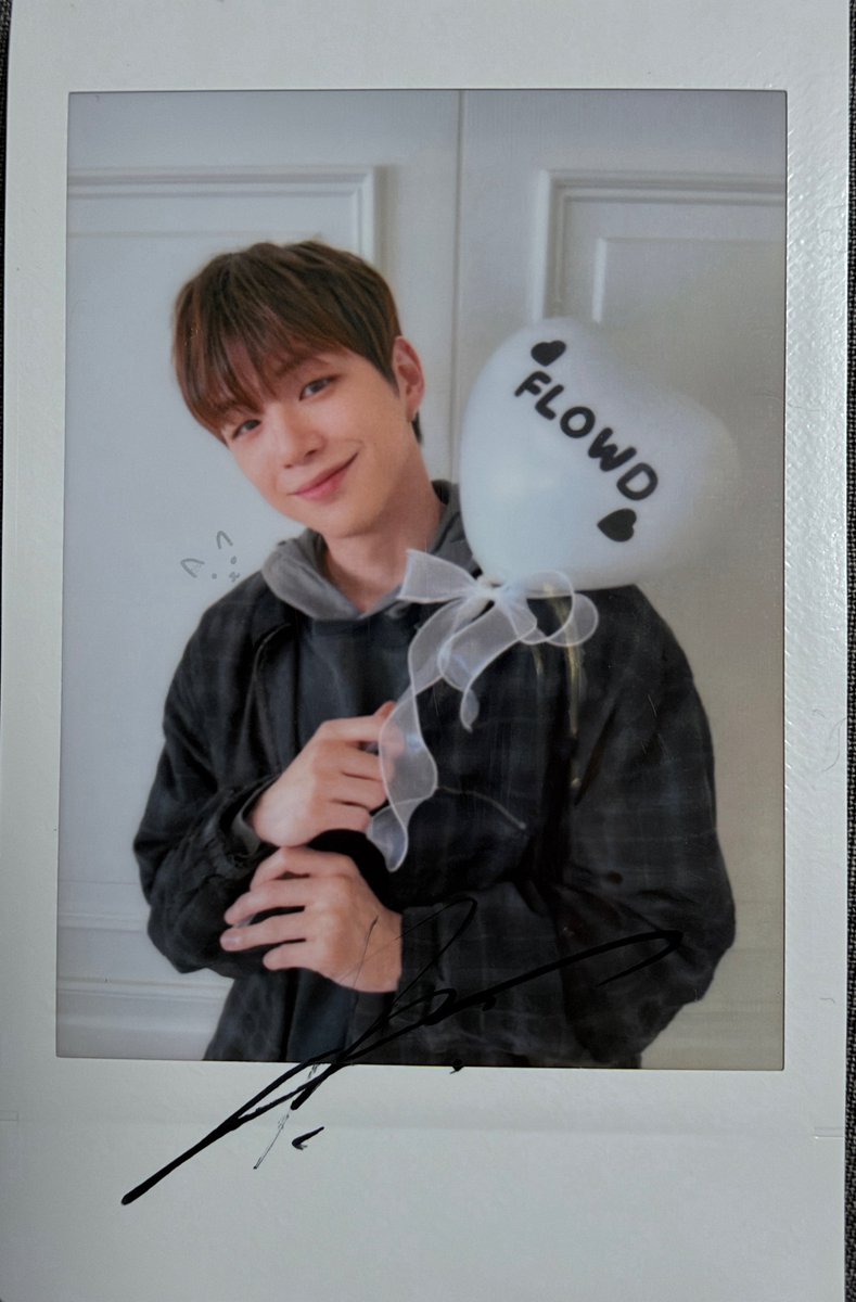 jjomdding2's tweet photo. 덕질 9년차 만에 드뎌!! 
나폴없단 탈출!!!
이렇게 이뿐 깜찍이들이 내게왔오ㅜ
이번생에 사폴은 나한테 없는지 알았는데 감동감동스 (´ ͡༎ຶ ͜ʖ ͡༎ຶ `) 키링도 너무 맘에들어 이거 봤을 때 너무 사랑했던 제가여? 이 애깅이 생각 났었단 말이지(ಥ﹏ಥ)

#강다니엘 #KANGDANIEL
#플로디 #FLOWD
#FLOWD_2nd_ANNIVERSARY #FLOWD_BINGO
빙고이벤트 당첨 사폴&키링